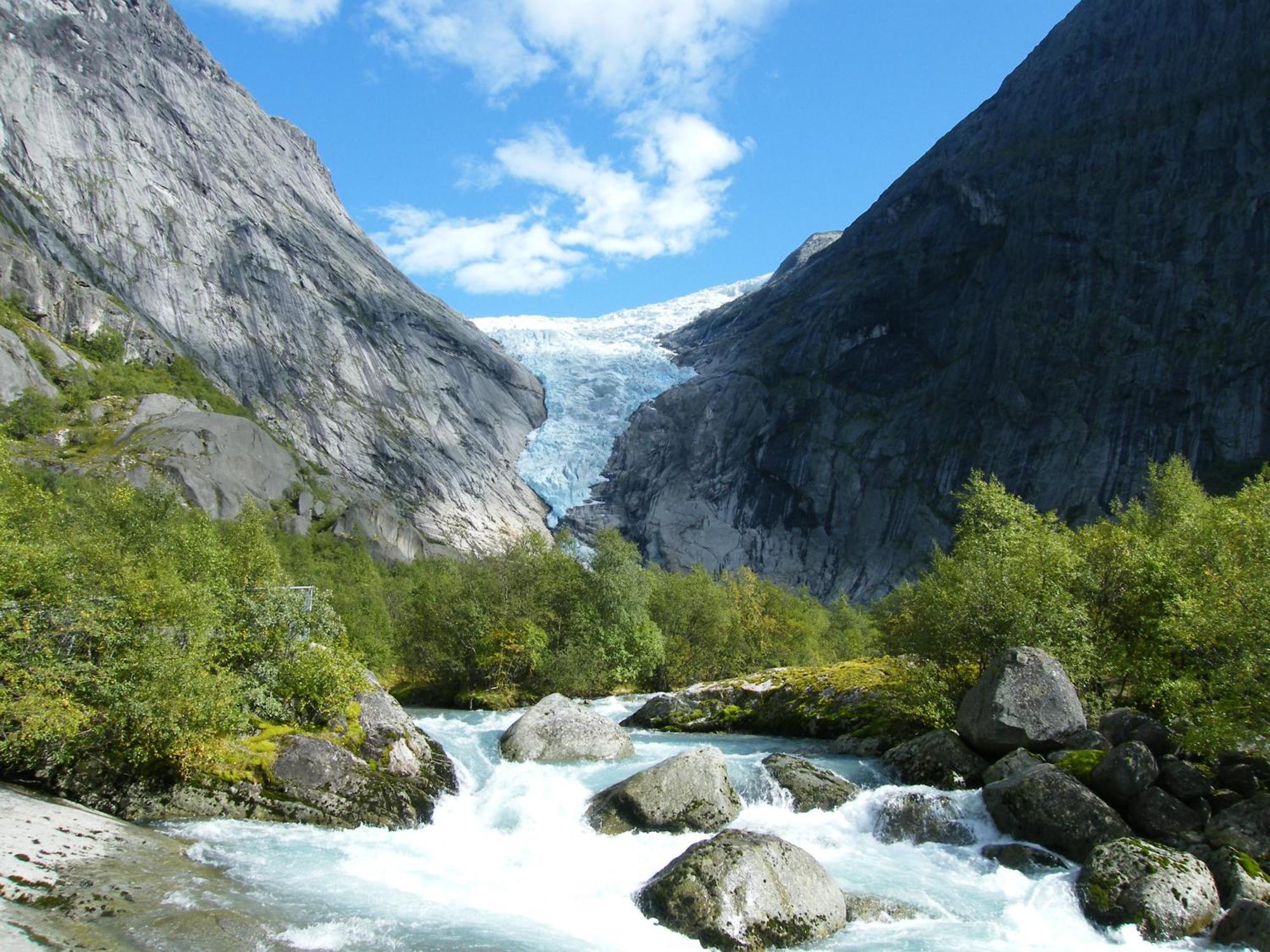 Briksdalsbre Fjellstove Hotel ภายนอก รูปภาพ